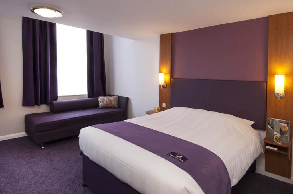Premier Inn Falkirk East Δωμάτιο φωτογραφία